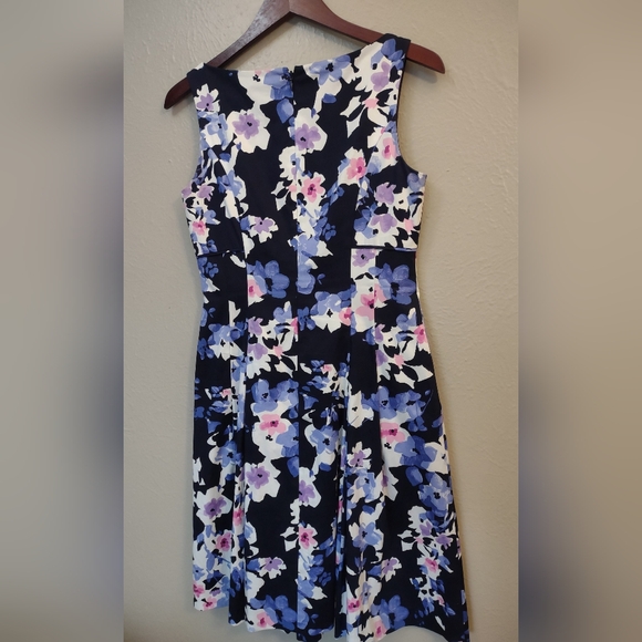 Lauren Ralph Lauren Blue Floral Watercolor Fit & Flare Pocket Dress - Size 6 - Picture 9 of 13